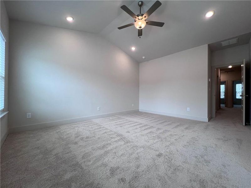 Spacious, unfurnished interior of a new home in , Norcross (Image 28).