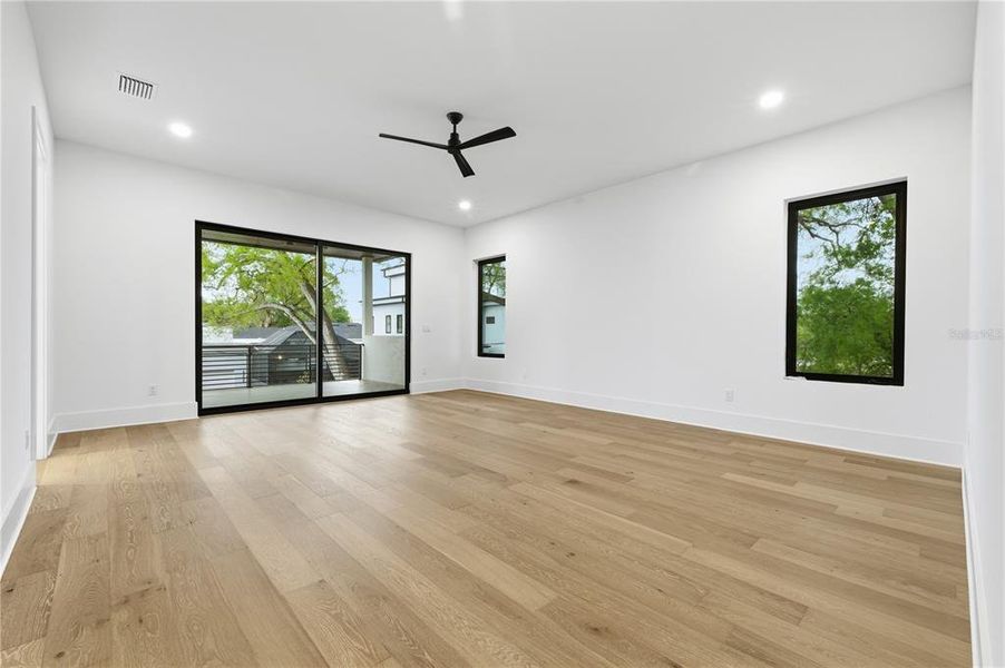 Spacious, unfurnished interior of a new home in , Tampa (Image 18). Spacious, unfurnished interior of a new home in , Tampa (Image 18).