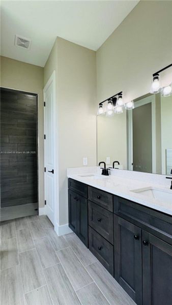 Spacious, unfurnished interior of a new home in , Labelle (Image 16).