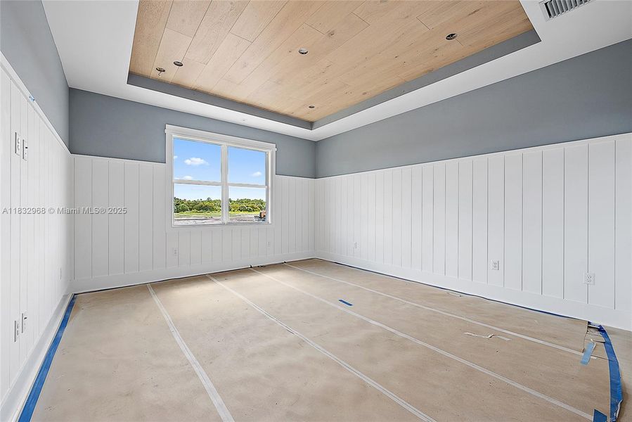 Spacious, unfurnished interior of a new home in Bridgewater, Jupiter (Image 37). Spacious, unfurnished interior of a new home in Bridgewater, Jupiter (Image 37).