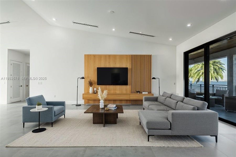 Furnished interior view inside a new home in , Marathon (Image 15).