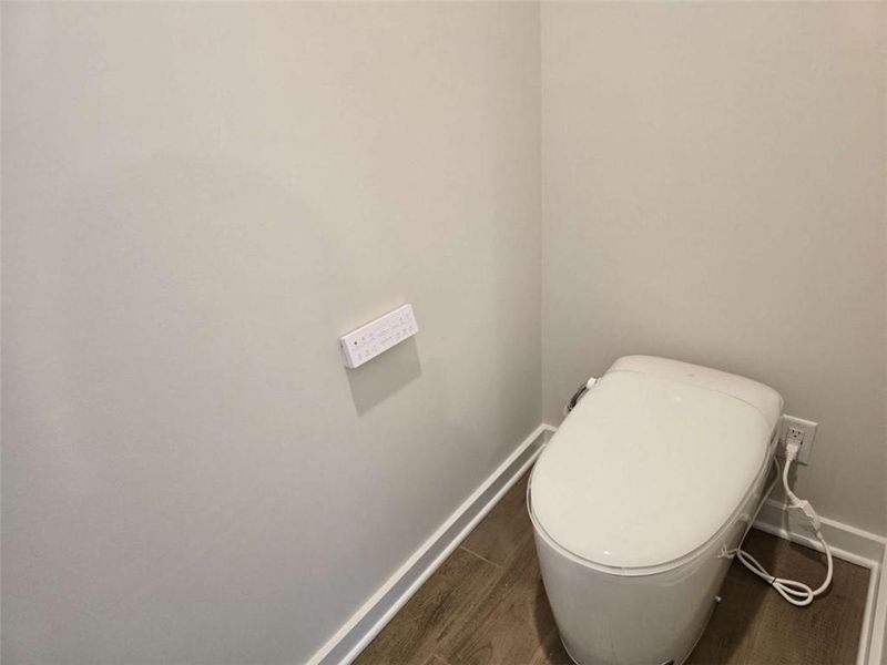 Spacious, unfurnished interior of a new home in Southern Hills, McDonough (Image 18). Spacious, unfurnished interior of a new home in Southern Hills, McDonough (Image 18).