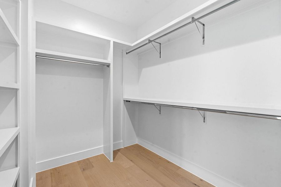 Spacious, unfurnished interior of a new home in , Austin (Image 19).
