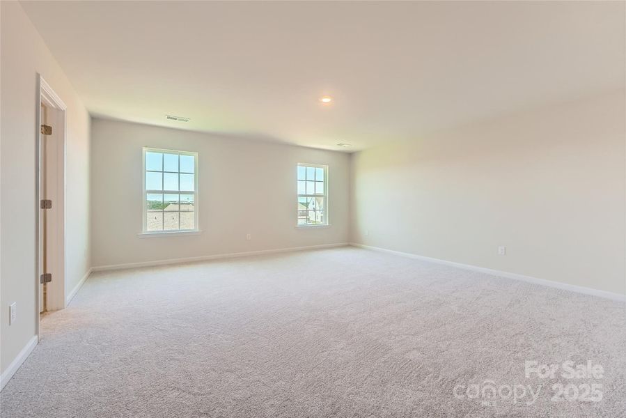 Owner's Suite (example) Owner's Suite (example)