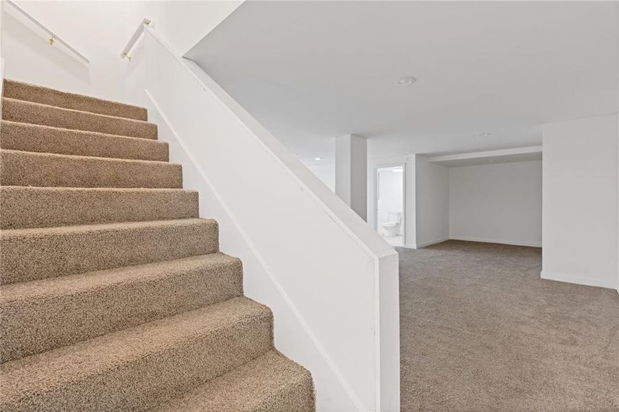 Spacious, unfurnished interior of a new home in , Gainesville (Image 54).