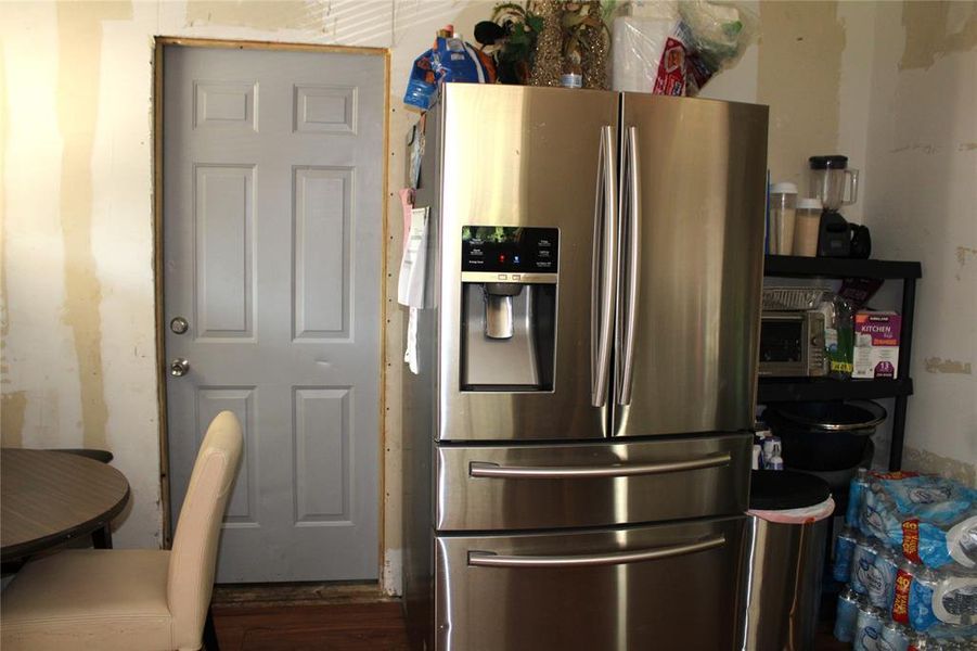 Image 33 of a home in . Image 33 of a home in .