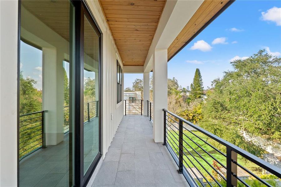 Exterior details and patio area of a home in , Tampa (Image 25).
