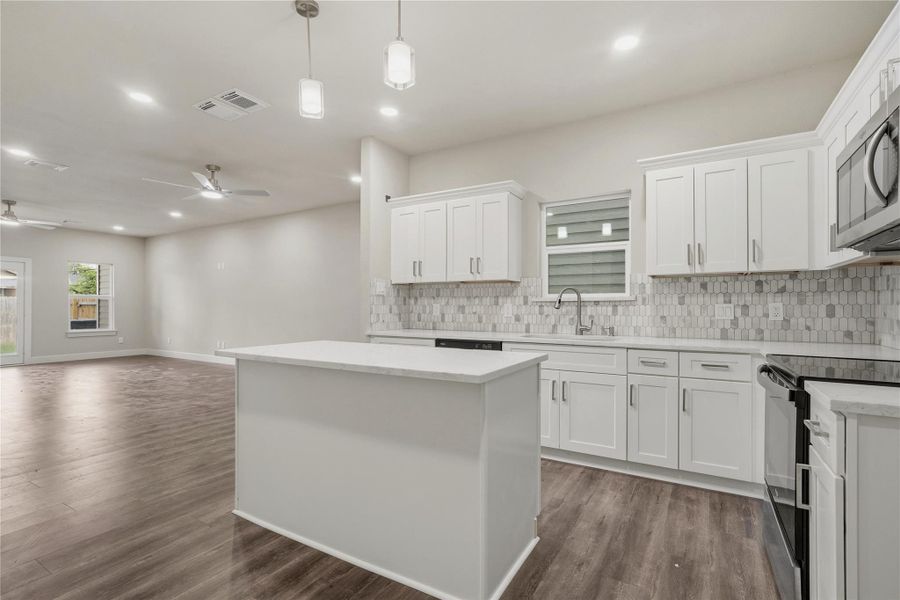 Furnished interior view inside a new home in , Houston (Image 3). Furnished interior view inside a new home in , Houston (Image 3).