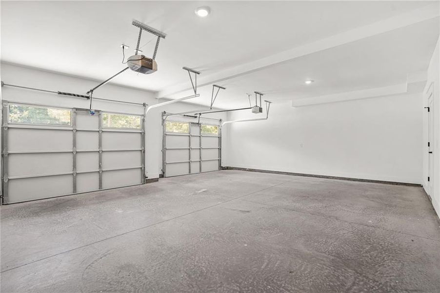 Spacious, unfurnished interior of a new home in , Snellville (Image 29).