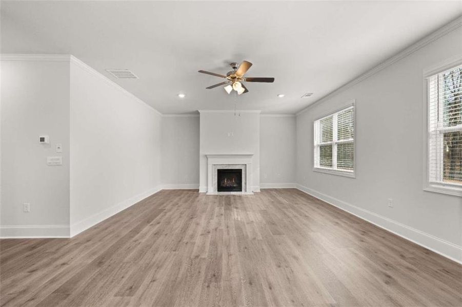 Spacious, unfurnished interior of a new home in Holland Estates, Powder Springs (Image 38).
