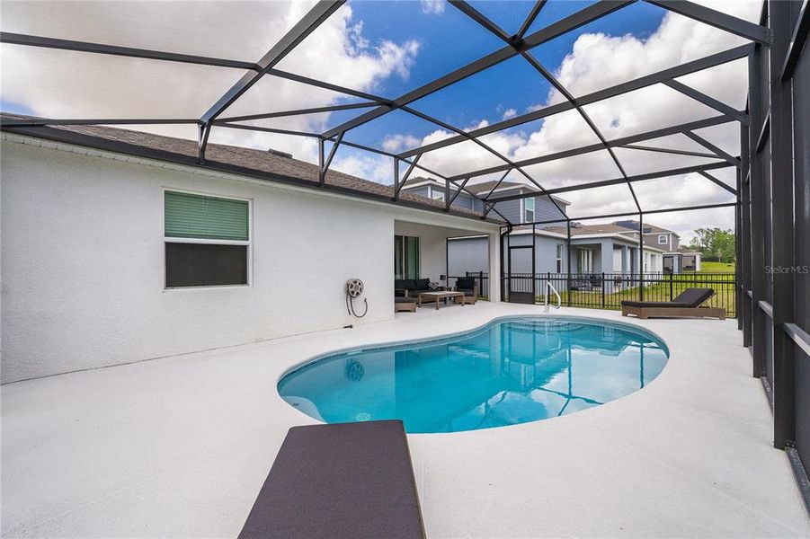 Exterior details and patio area of a home in , Davenport (Image 25).
