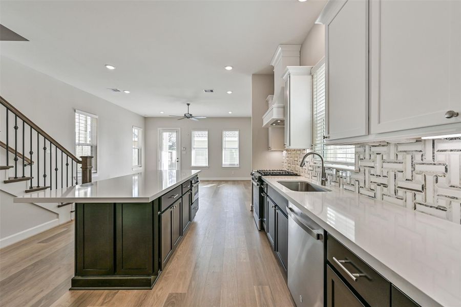 Furnished interior view inside a new home in Pearland Old Townsite, Pearland (Image 9).