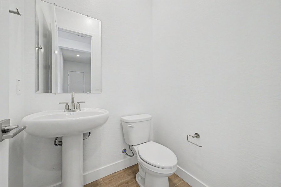 Furnished interior view inside a new home in Frontera, Surprise (Image 5).