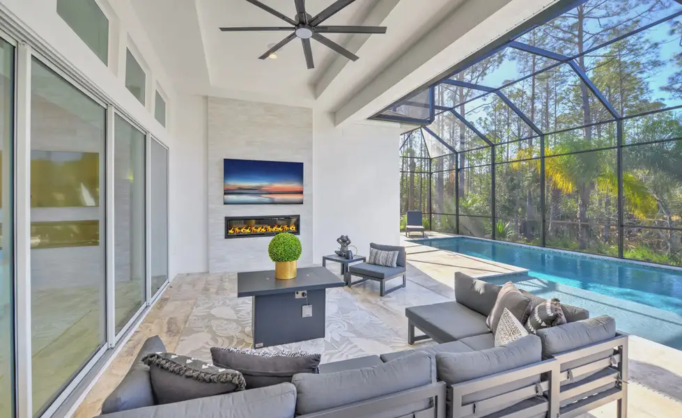 Exterior details and patio area of a home in Woodhaven, Port Orange (Image 3).