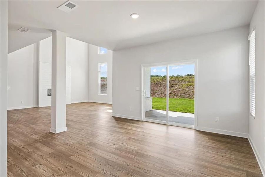 Spacious, unfurnished interior of a new home in Windsong Estates, McDonough (Image 18). Spacious, unfurnished interior of a new home in Windsong Estates, McDonough (Image 18).