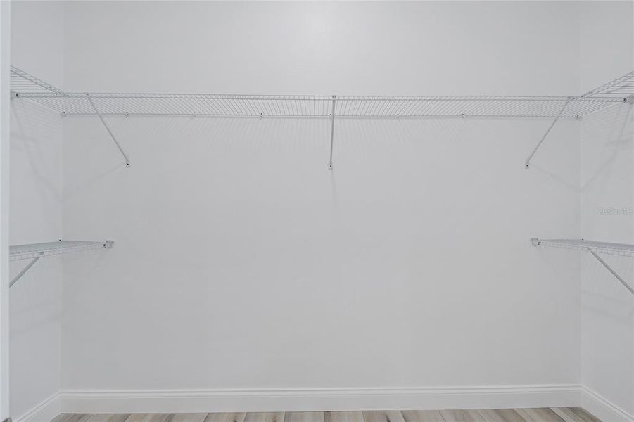 Spacious, unfurnished interior of a new home in , Daytona Beach (Image 31).