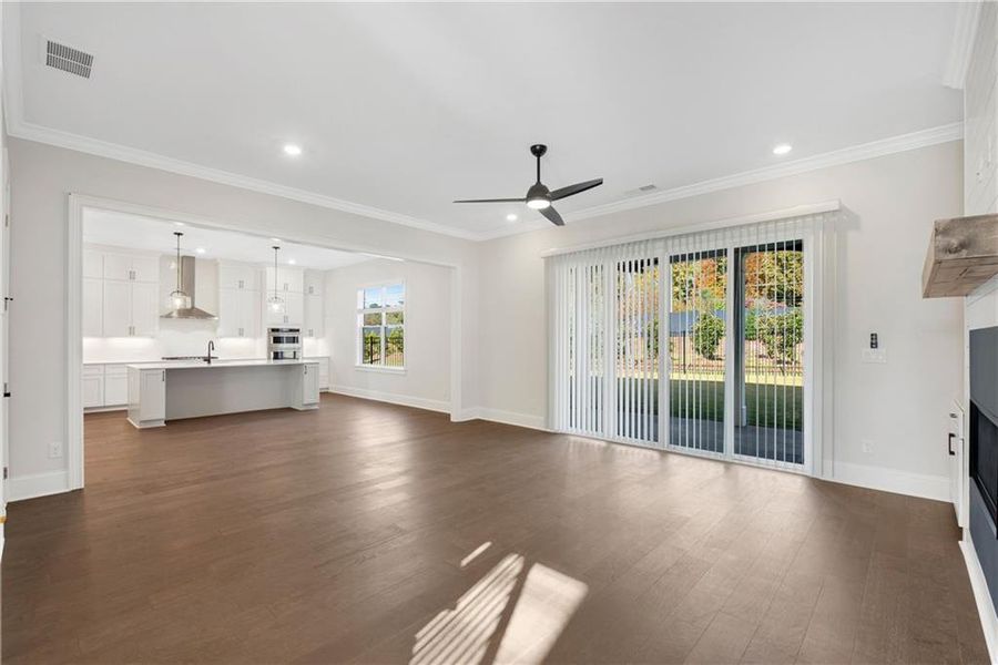 Spacious, unfurnished interior of a new home in The Retreat at Caney Creek, Alpharetta (Image 50).