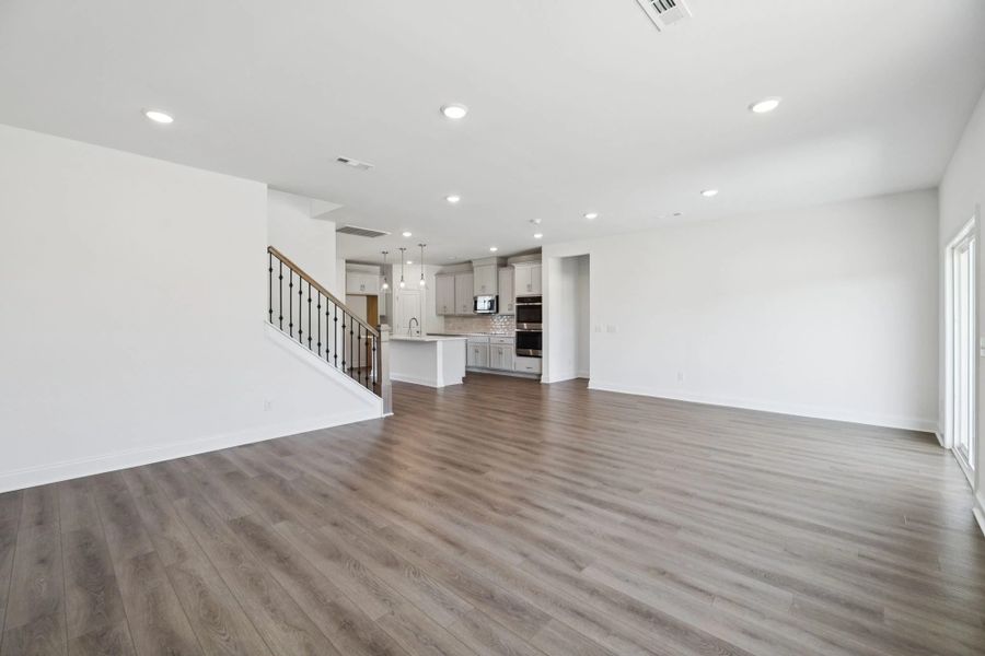 Spacious, unfurnished interior of a new home in Willow Landing, Mount Juliet (Image 27).