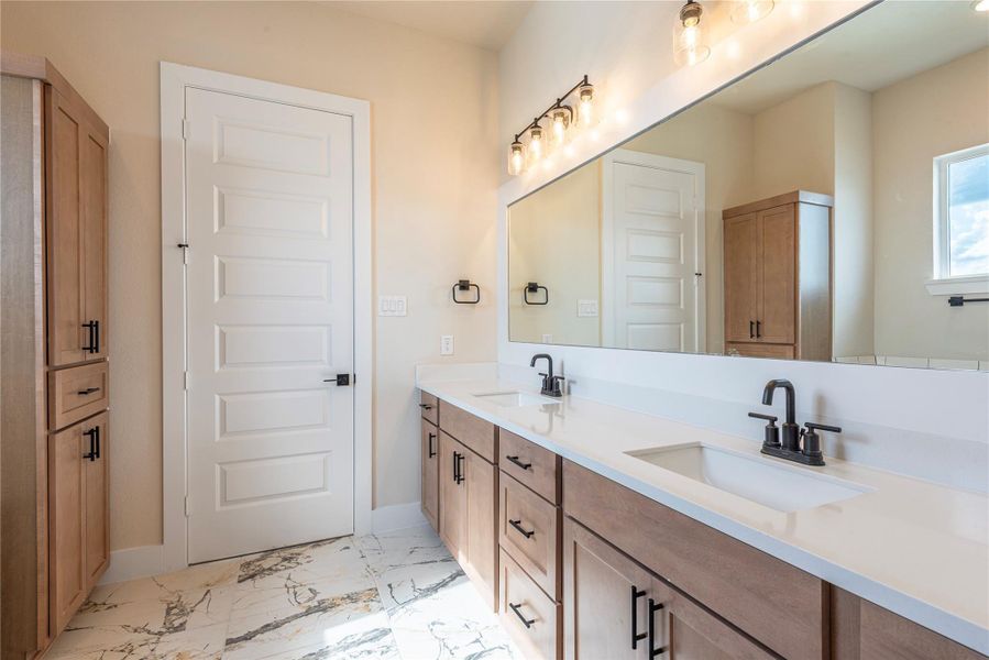Furnished interior view inside a new home in , Seabrook (Image 6).