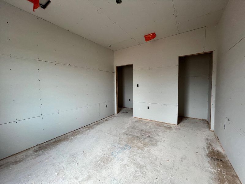Spacious, unfurnished interior of a new home in Rolling Glen, Hutto (Image 18). Spacious, unfurnished interior of a new home in Rolling Glen, Hutto (Image 18).