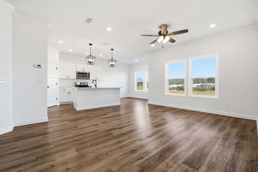 Spacious, unfurnished interior of a new home in , Crestview (Image 28).