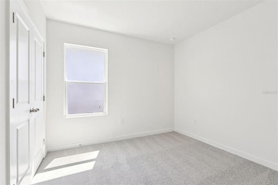 Spacious, unfurnished interior of a new home in Hamilton Bluff, Haines City (Image 25).