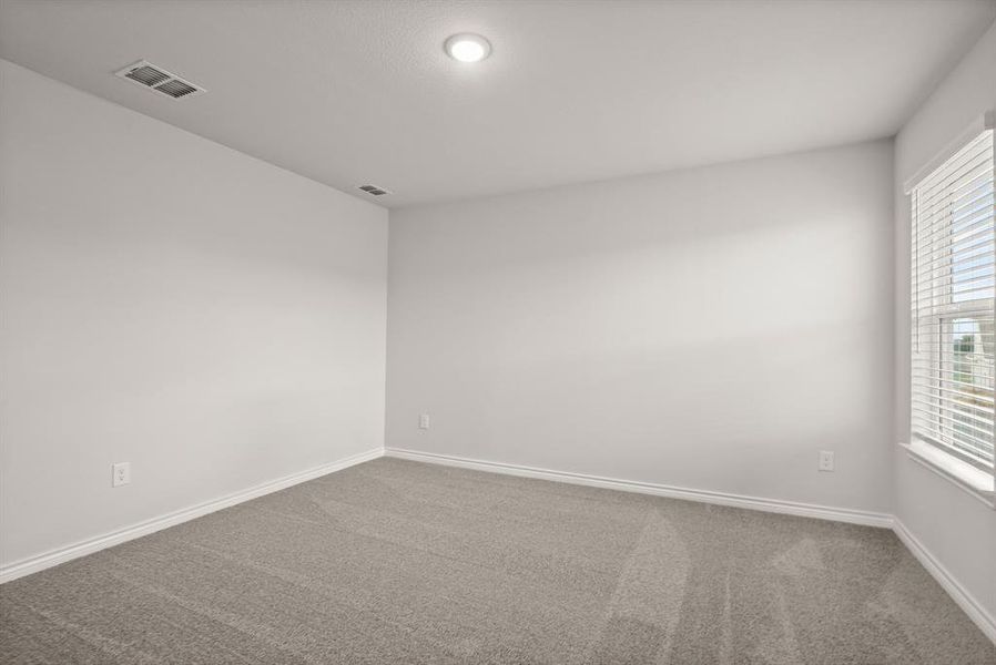 Spacious, unfurnished interior of a new home in Sycamore Landing, Fort Worth (Image 20). Spacious, unfurnished interior of a new home in Sycamore Landing, Fort Worth (Image 20).