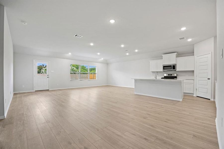 6-web-or-mls-509-hickory-rdg-dr