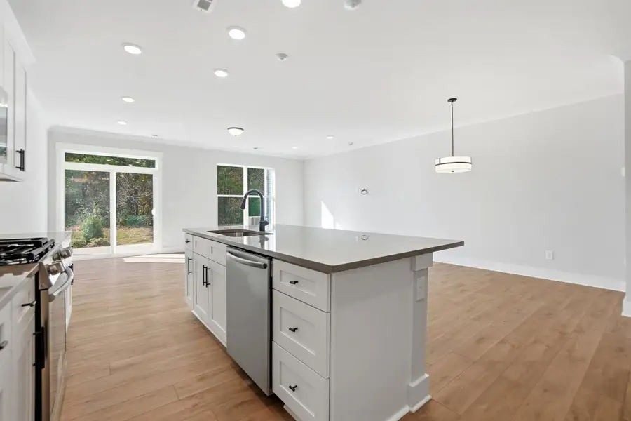Furnished interior view inside a new home in Blythe Mill Townhomes, Waxhaw (Image 12). Furnished interior view inside a new home in Blythe Mill Townhomes, Waxhaw (Image 12).