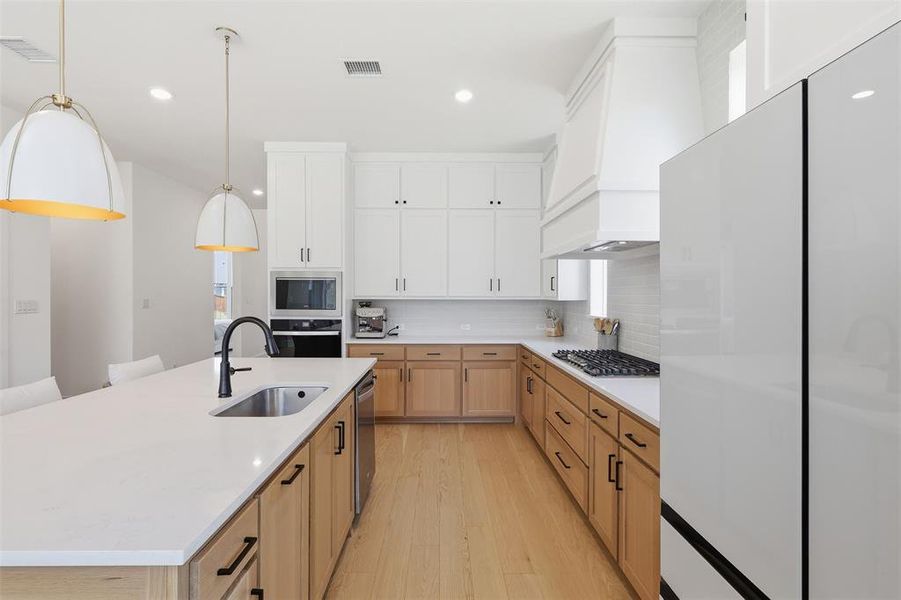 Furnished interior view inside a new home in , Celina (Image 10).