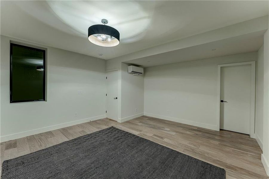 Spacious, unfurnished interior of a new home in , Atlanta (Image 21).