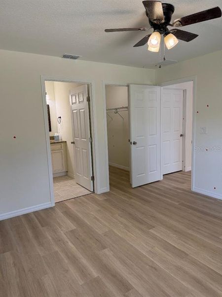 Spacious, unfurnished interior of a new home in , Dunnellon (Image 24).