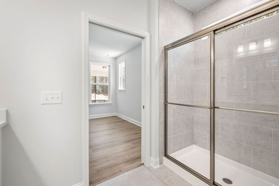 Owner's Suite Bath Owner's Suite Bath