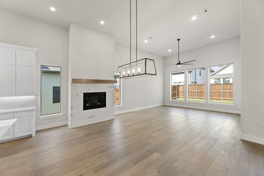 Representative unfurnished interior of a home built from the 5062 by Tradition Homes in Mosaic – 70′ Lots, Prosper (Image 22).