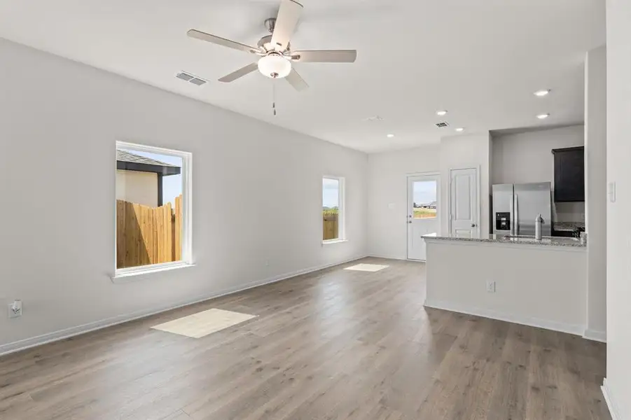 Spacious, unfurnished interior of a new home in Big Sky Estates, Ponder (Image 5).