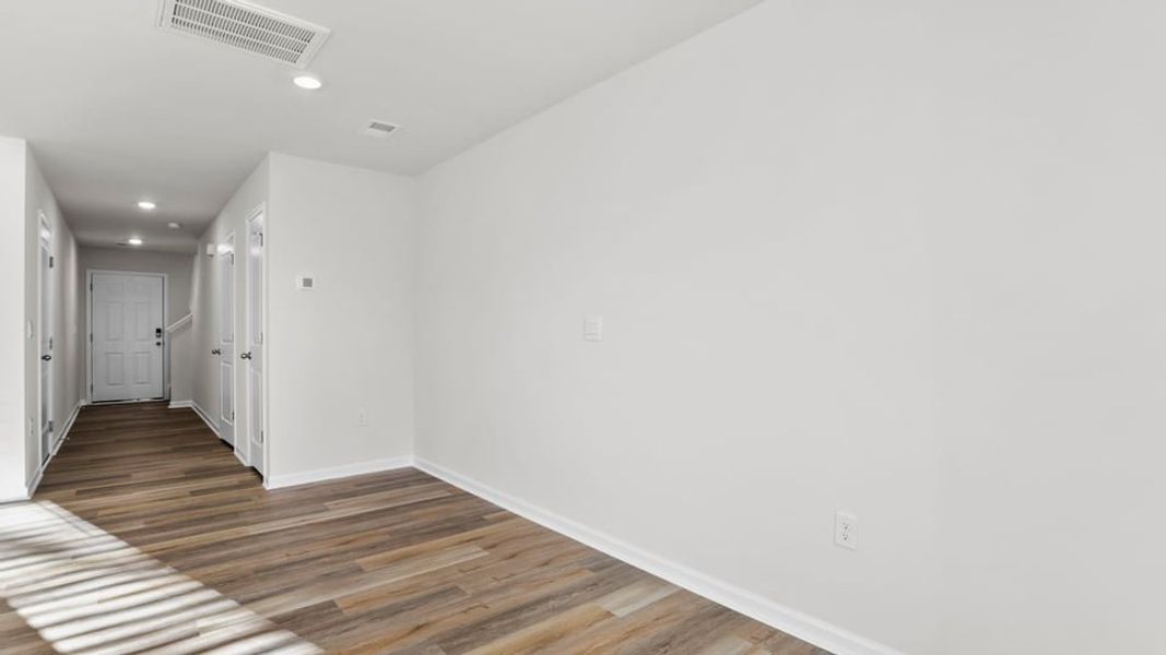 Spacious, unfurnished interior of a new home in Baxter Village, Boiling Springs (Image 22).