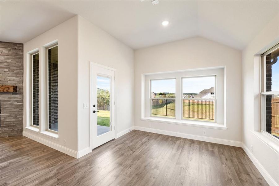 Spacious, unfurnished interior of a new home in Parks at Panchasarp Farms 55-60, Burleson (Image 31).