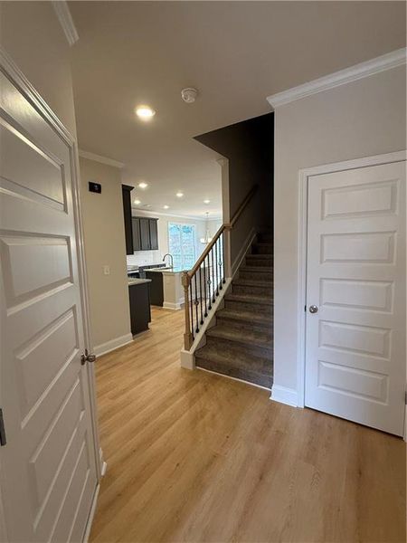 Spacious, unfurnished interior of a new home in , Gainesville (Image 14).