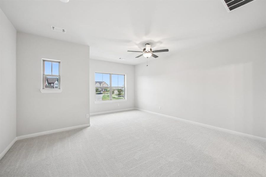 Spacious, unfurnished interior of a new home in Karis - Cottage Series, Crowley (Image 27).