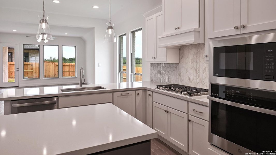 Furnished interior view inside a new home in Homestead 55', Cibolo (Image 5). Furnished interior view inside a new home in Homestead 55', Cibolo (Image 5).