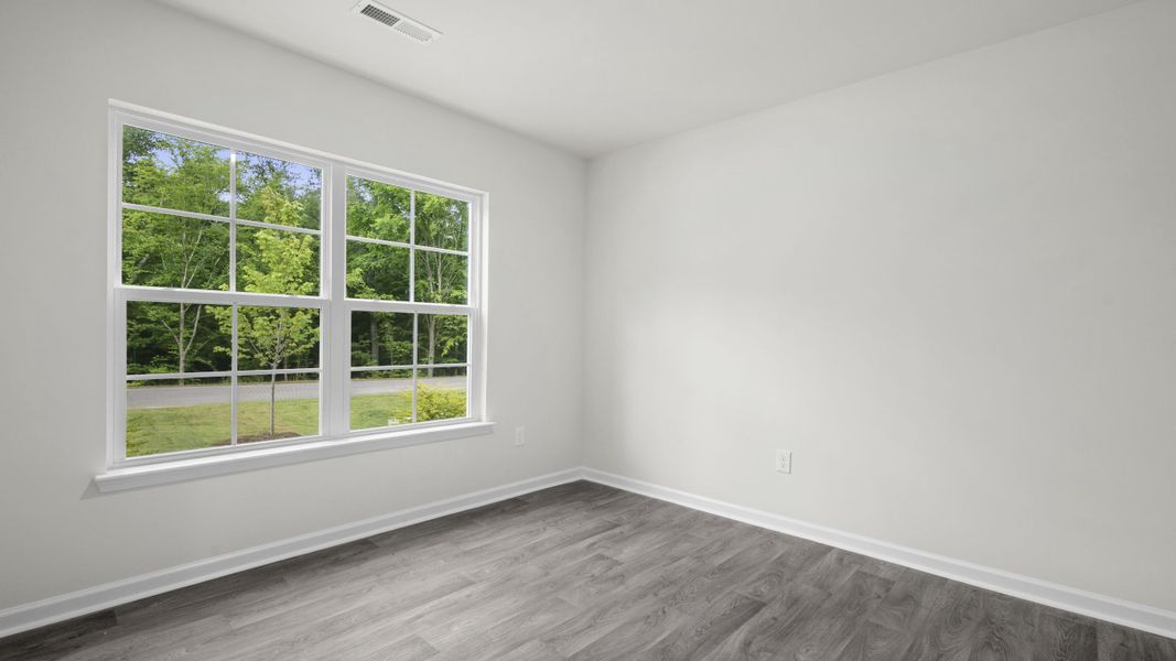 Spacious, unfurnished interior of a new home in Mount Hope Estates, Winston-Salem (Image 9).