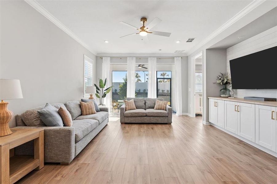 Furnished interior view inside a new home in , Venice (Image 39).