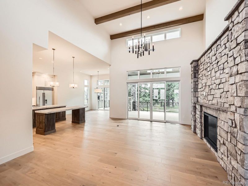 25 Primary Bedroom.jpg