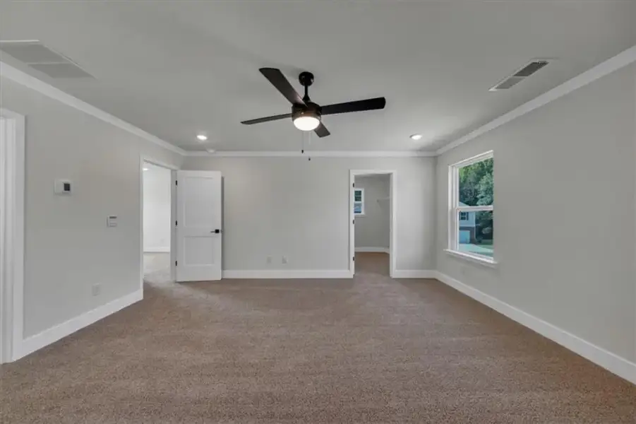 Spacious, unfurnished interior of a new home in Canterbury Villas, Carrollton (Image 26).