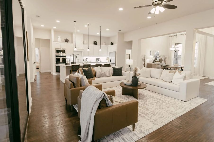 Representative furnished interior of a home built from the Victoria by Stonehollow Homes in Sister Grove II, Van Alstyne (Image 18). Representative furnished interior of a home built from the Victoria by Stonehollow Homes in Sister Grove II, Van Alstyne (Image 18).