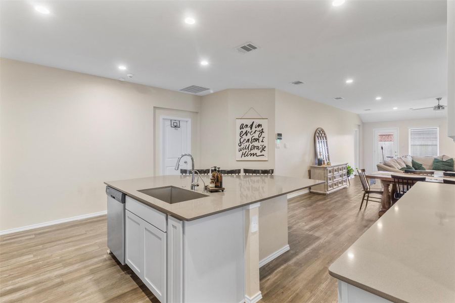 Image 18 of a home in River Ranch Meadows. Image 18 of a home in River Ranch Meadows.