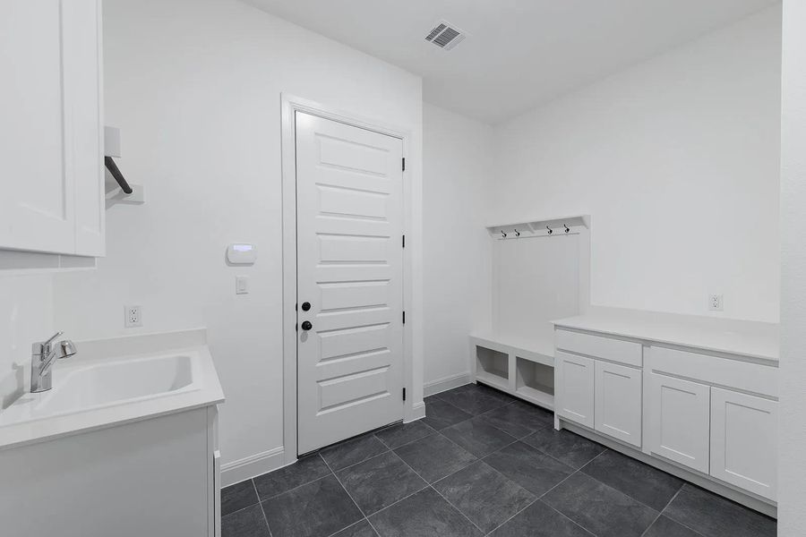 Image 27 of a home in Lariat - 70'.