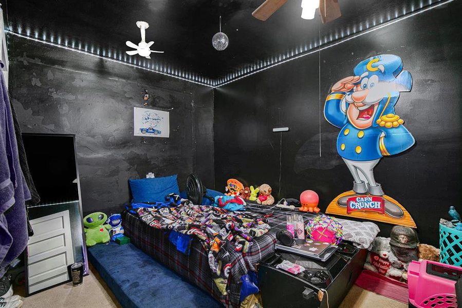 Community amenities in , Hillsboro (Image 24).