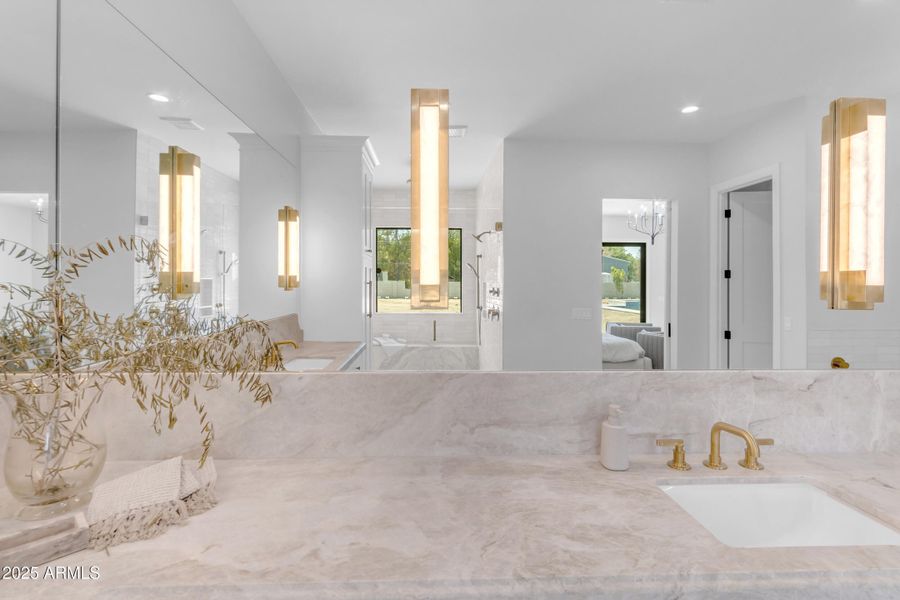 65_0175_a4m_cloud creek