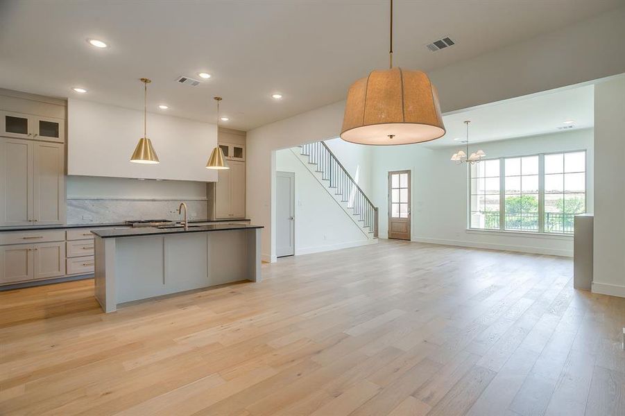 Spacious, unfurnished interior of a new home in , Fort Worth (Image 19).